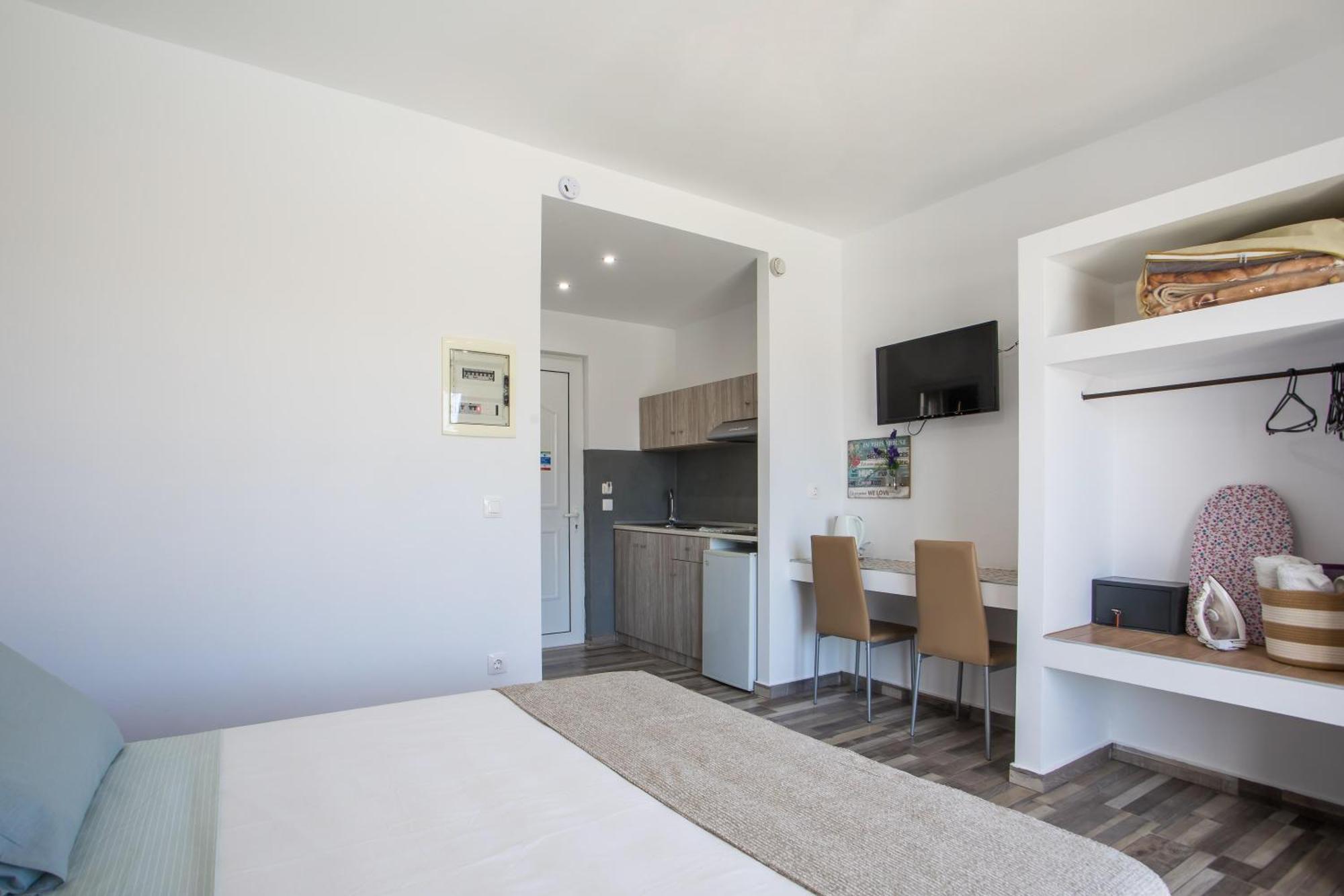 Lisabeth Apartments Faliraki Exterior photo